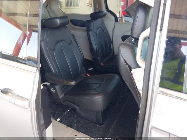 2C4RC1BGXHR529987 Chrysler Pacifica Touring-l