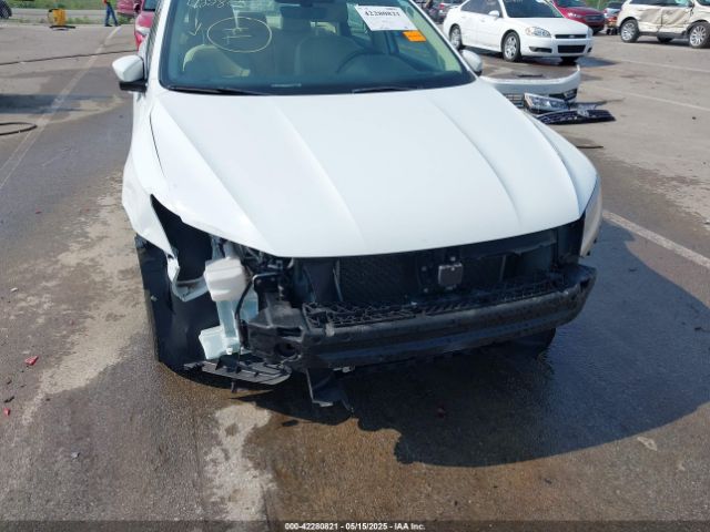 1VWCT7A37GC066119 Volkswagen Passat 1.8t Sel