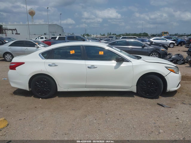 1N4AL3AP9HN310757 Nissan Altima 2.5 S