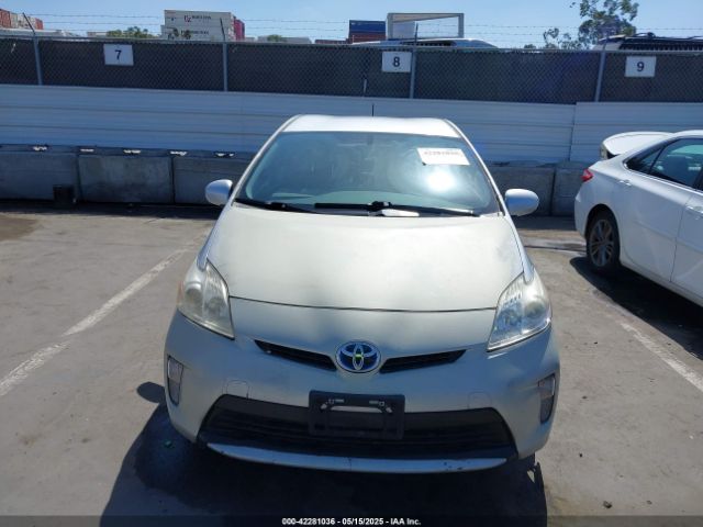 JTDKN3DU1F1986165 Toyota Prius Two