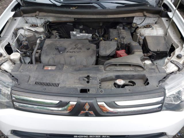 JA4AD3A37EZ015188 Mitsubishi Outlander Se