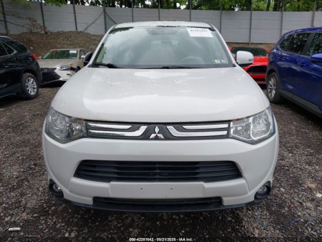 JA4AD3A37EZ015188 Mitsubishi Outlander Se