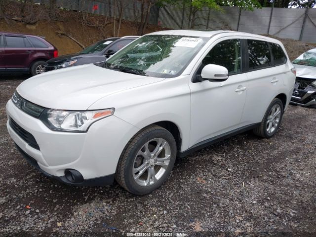 JA4AD3A37EZ015188 Mitsubishi Outlander Se