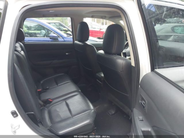 JA4AD3A37EZ015188 Mitsubishi Outlander Se