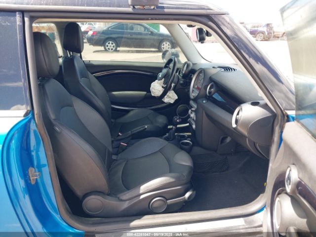 2010 MINI COOPER S WMWMF7C51ATW89883 Photo 4