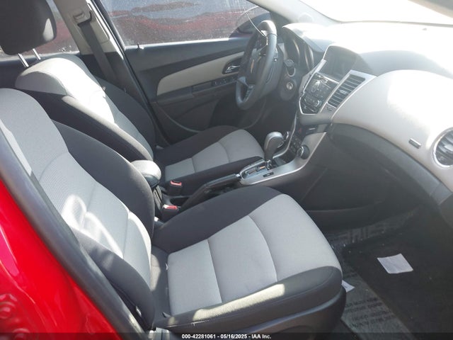 1G1PA5SH4F7132229 Chevrolet Cruze Ls Auto