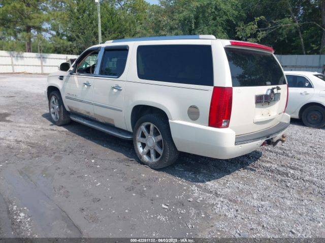 2008 CADILLAC ESCALADE ESV 1GYFK668X8R172753 Photo 2