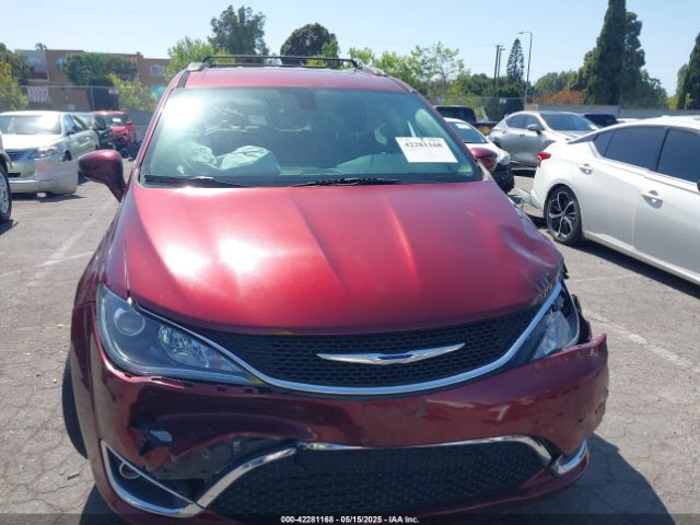 2C4RC1BG5JR119605 Chrysler 2018
