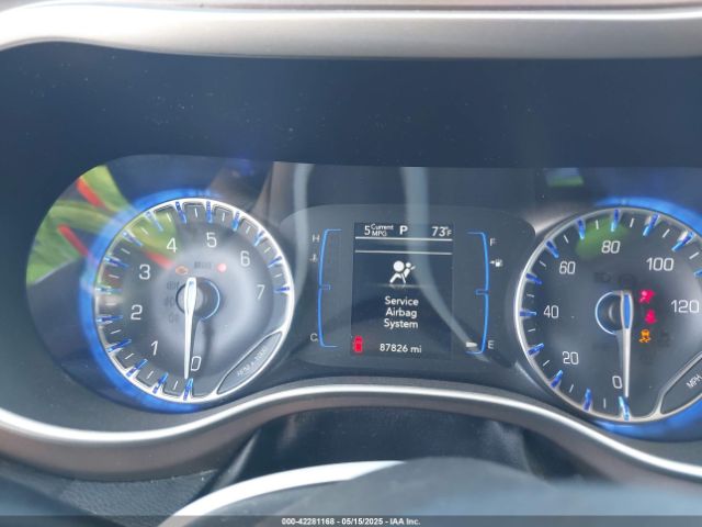 2C4RC1BG5JR119605 Chrysler 2018