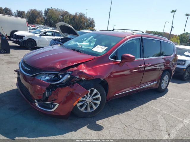 2C4RC1BG5JR119605 Chrysler 2018