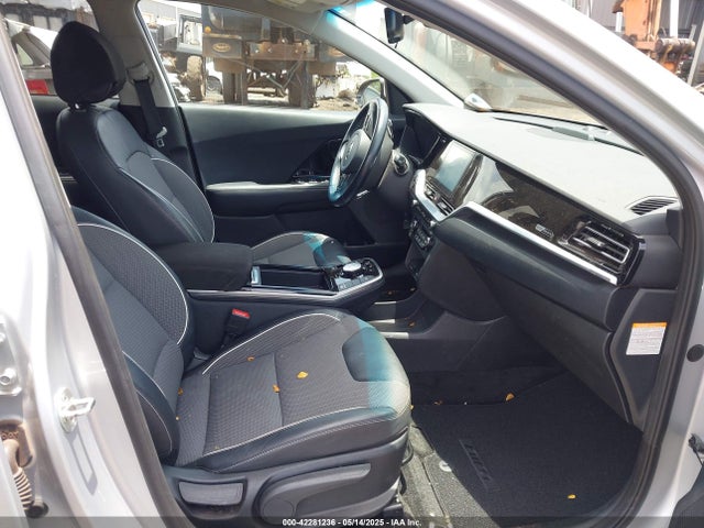 KNDCC3LG9L5076385 KIA 2020