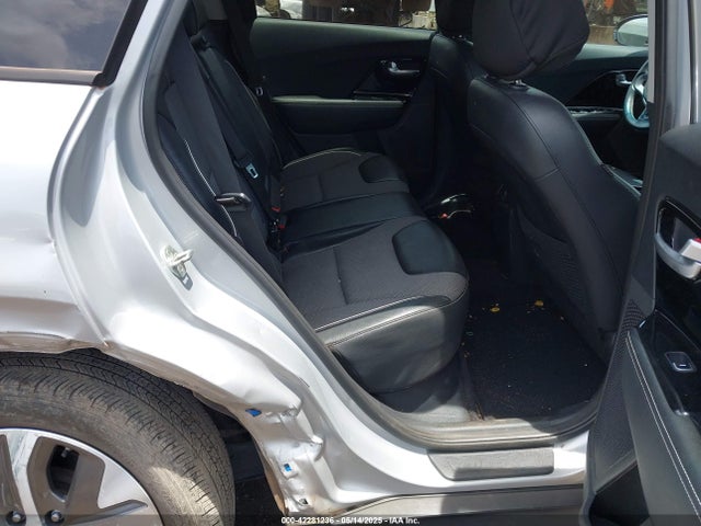 KNDCC3LG9L5076385 KIA 2020