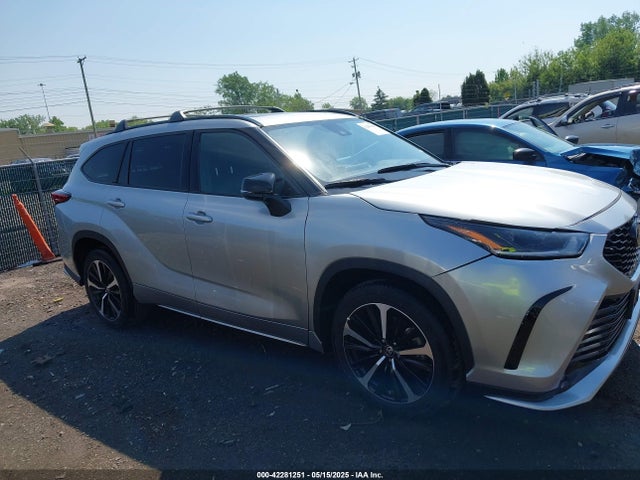 5TDLZRAH1MS050811 Toyota Highlander Xse