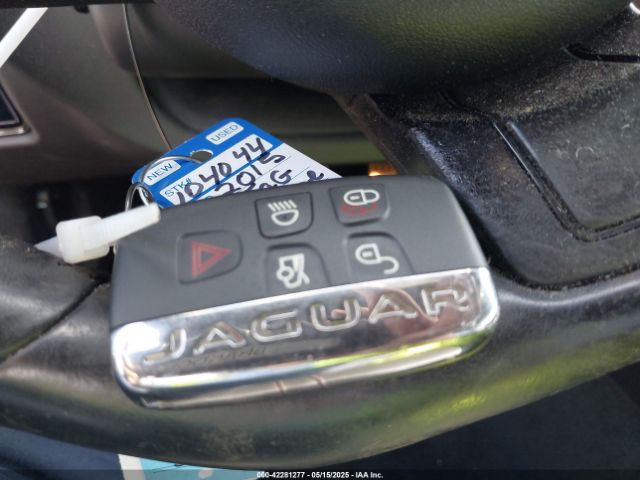 2015 JAGUAR F-TYPE SAJWA6BU7F8K17499 Photo 10