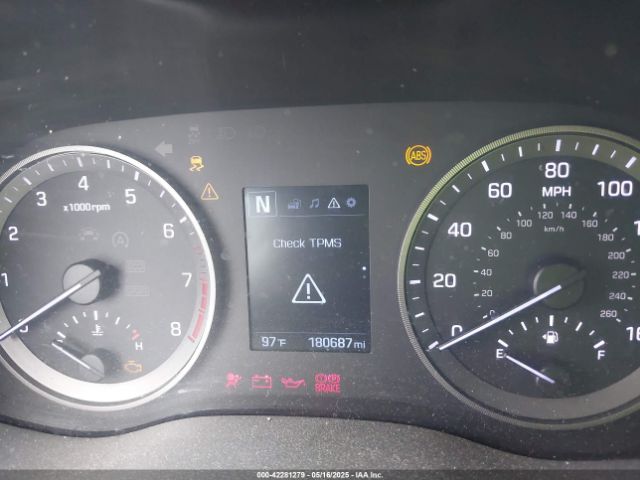 2017 HYUNDAI TUCSON KM8J33A41HU299397 Photo 6