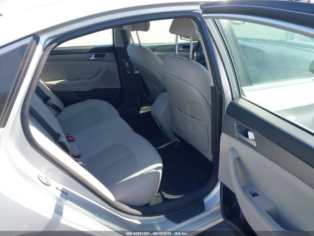 5NPE24AF8GH318553 Hyundai SONATA SE