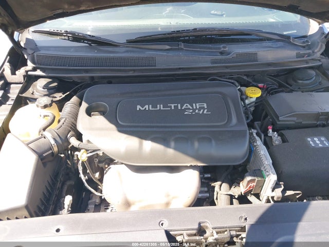 Chrysler 2015 2015 1C3CCCBB4FN650583 Image 10