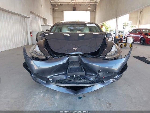 Tesla MODEL 3 2018 5YJ3E1EB6JF134836 Image 12