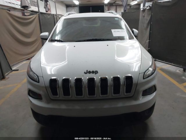 1C4PJLCB7GW342904 Jeep Cherokee Latitude