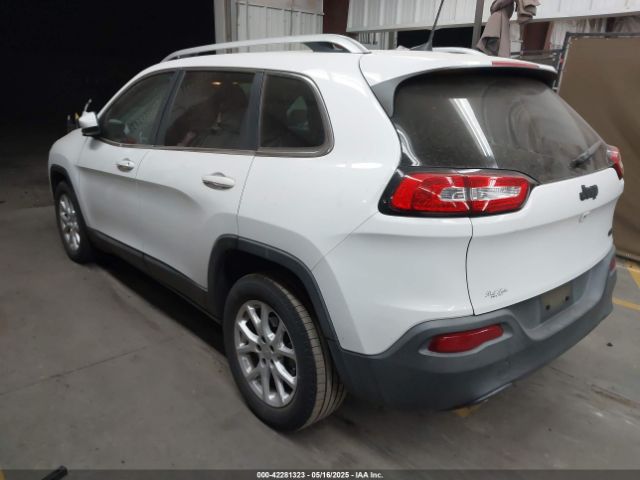 1C4PJLCB7GW342904 Jeep Cherokee Latitude