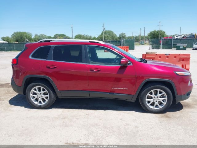 1C4PJMCB6FW714883 Jeep Cherokee Latitude
