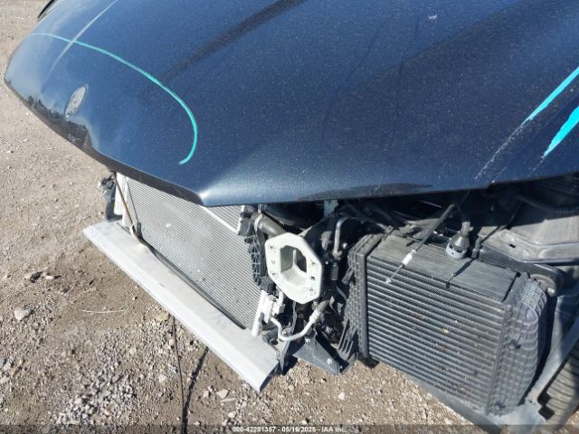 2019 MASERATI LEVANTE ZN661ZUA9KX332851 Photo 5