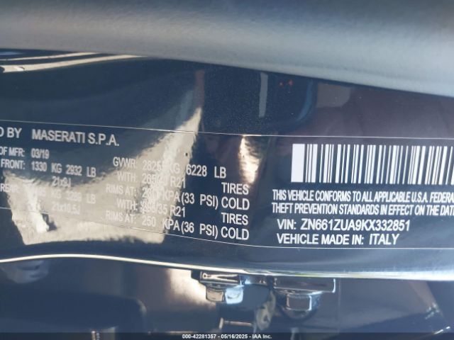 2019 MASERATI LEVANTE ZN661ZUA9KX332851 Photo 8