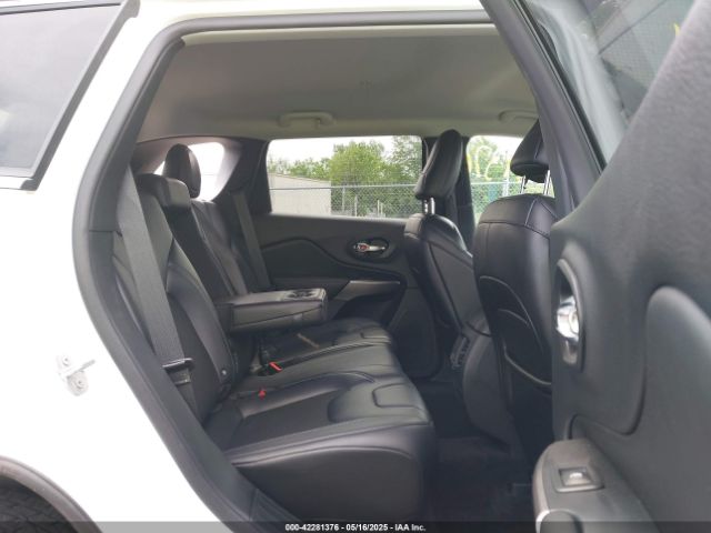 1C4PJLLX8KD160404 Jeep Cherokee Latitude Plus Fwd