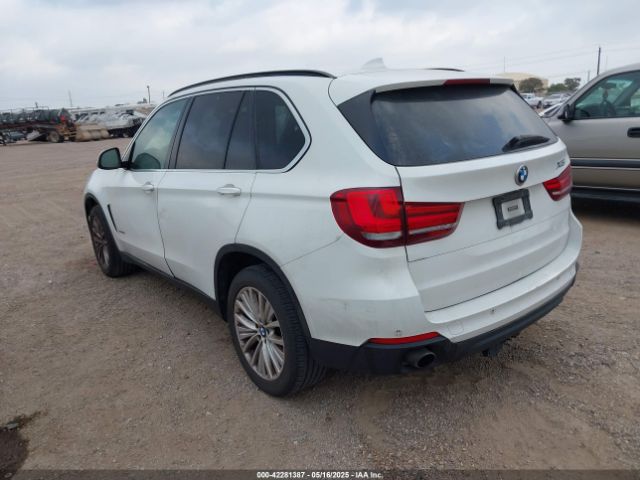 2016 BMW X5 5UXKR2C51G0U17590 Photo 2