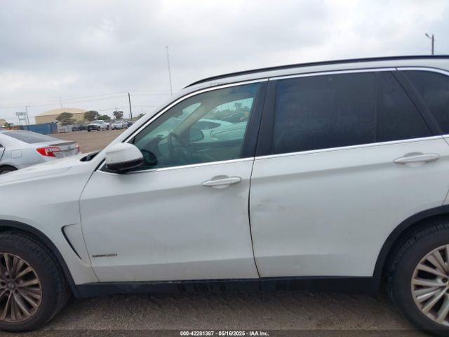 2016 BMW X5 5UXKR2C51G0U17590 Photo 5