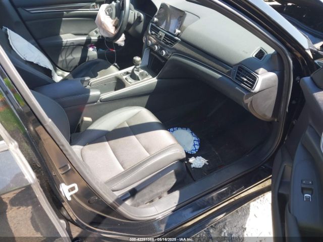 1HGCV1E31JA003705 Honda Accord Sport