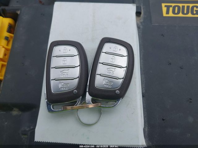 KM8J33A29HU351910 Hyundai Tucson Limited
