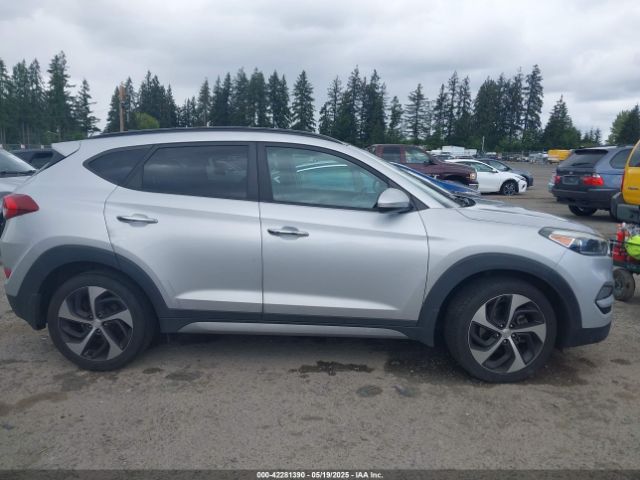 KM8J33A29HU351910 Hyundai Tucson Limited
