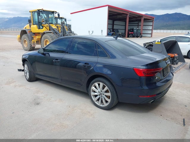 2017 AUDI A4 WAUGNAF42HN023498 Photo 2