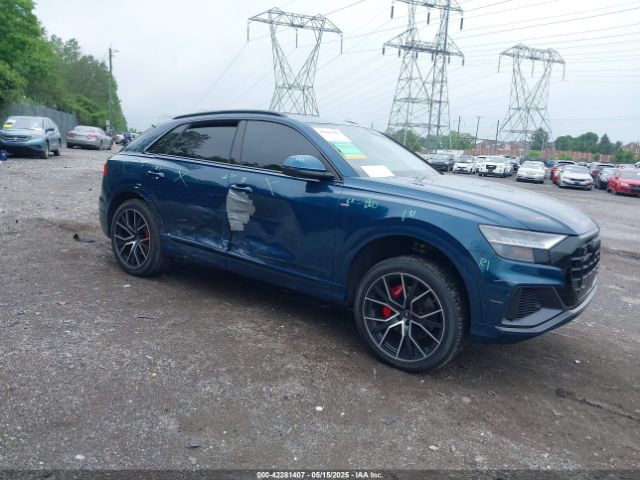 2022 AUDI Q8 WA1FVBF18ND023396
