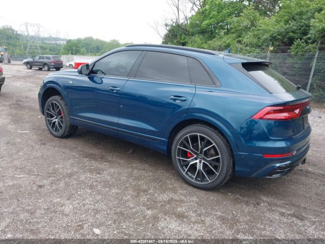 2022 AUDI Q8 WA1FVBF18ND023396 Photo 2