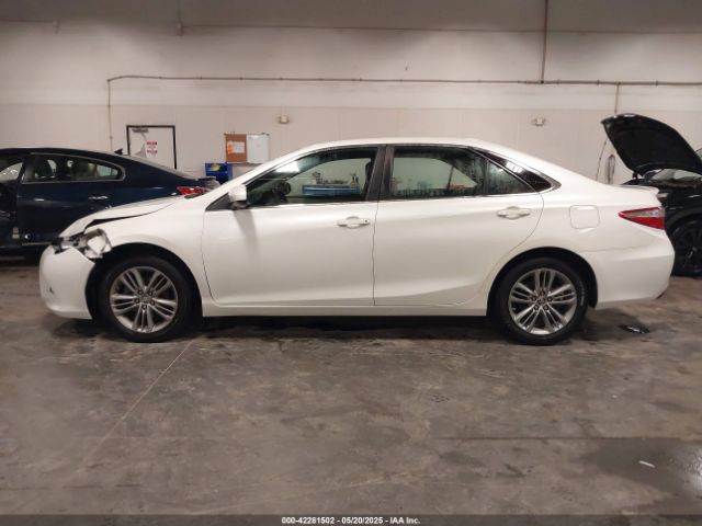 4T1BF1FK1FU025217 Toyota CAMRY SE