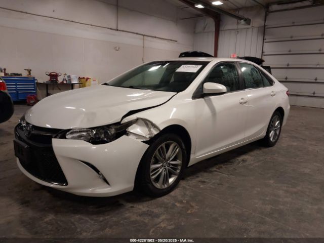 4T1BF1FK1FU025217 Toyota CAMRY SE