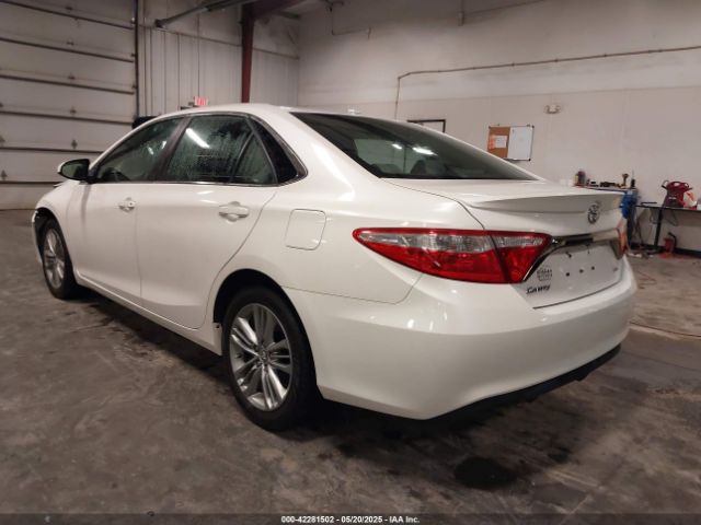 4T1BF1FK1FU025217 Toyota CAMRY SE