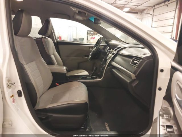 4T1BF1FK1FU025217 Toyota CAMRY SE