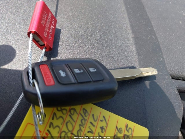 2HGFC2F60KH596686 Honda Civic Lx