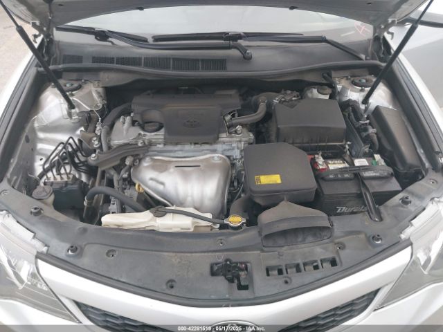 4T1BF1FK0EU819365 Toyota CAMRY SE