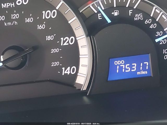 4T1BF1FK0EU819365 Toyota CAMRY SE