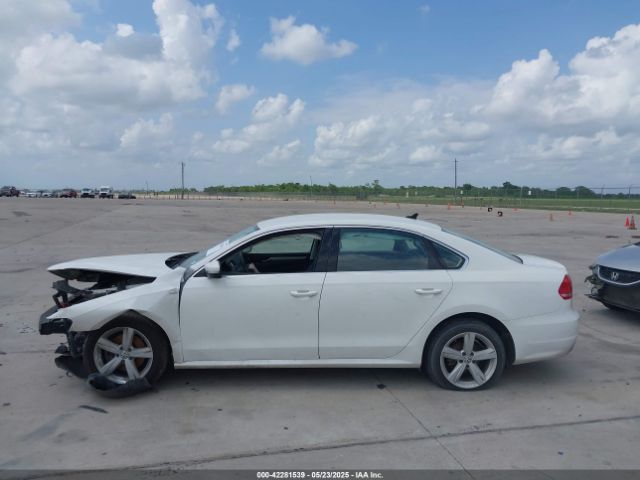 1VWAT7A33EC038693 Volkswagen Passat 1.8t Wolfsburg Edition