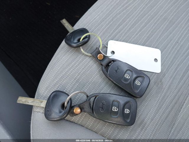 KMHCT4AE9GU973351 Hyundai ACCENT SE
