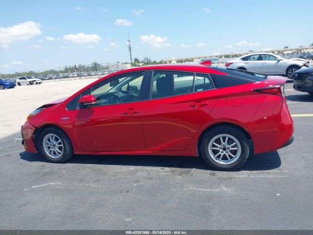 JTDKAMFU4M3145215 Toyota Prius Le