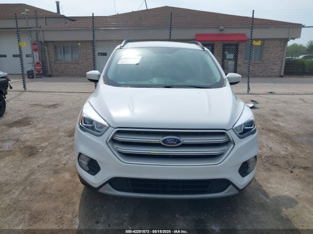 1FMCU9HD8KUB25249 Ford ESCAPE SEL
