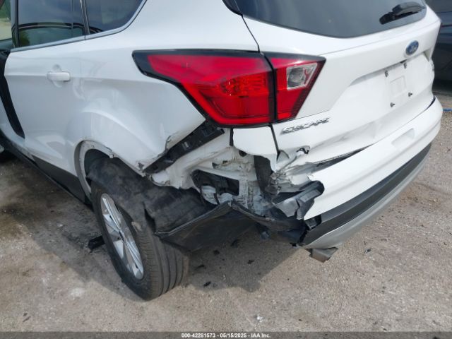 1FMCU9HD8KUB25249 Ford ESCAPE SEL