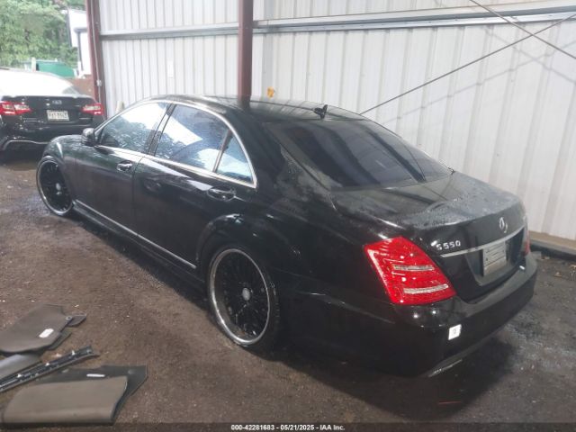 2010 MERCEDES-BENZ S 550 WDDNG7BB5AA287166 Photo 2