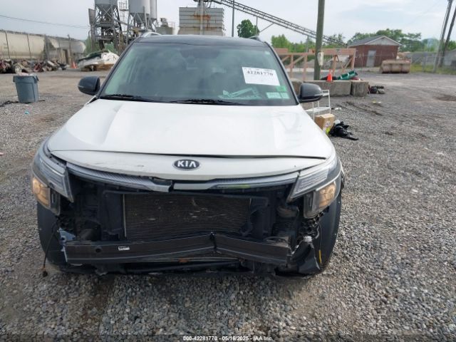 KNDEUCAA0M7041549 KIA SELTOS S